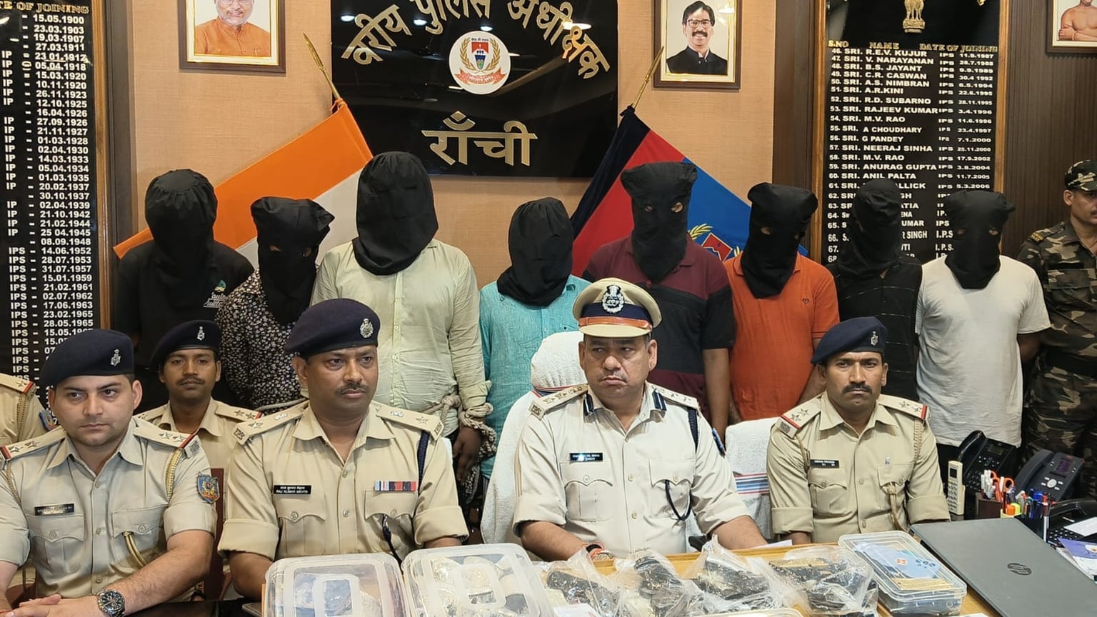 Jewellery Loot in Ranchi : जेल में लिखी गई स्क्रिप्ट और एक करोड़ तीस लाख के गहने ले उड़े लूटेरे