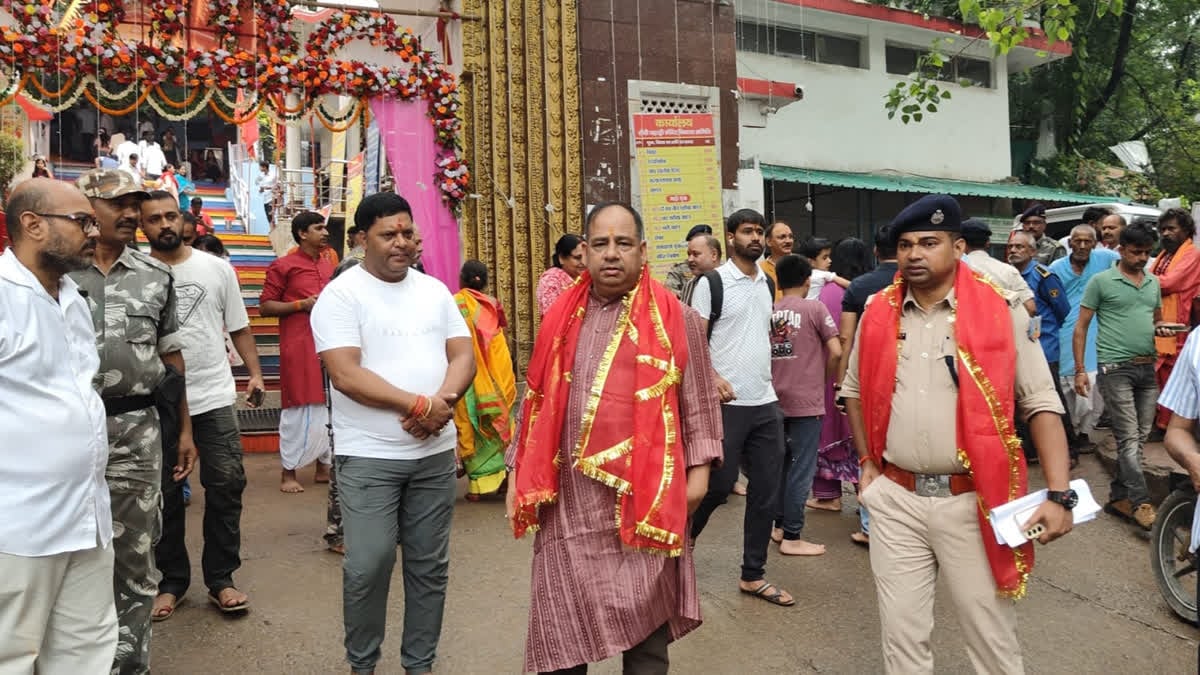 सावन की सोमवारी पर पहाड़ी मंदिर में सुरक्षा के पुख्ता इंतजाम, एसएसपी ने किया निरीक्षण