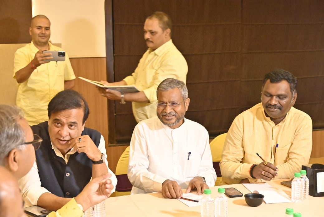 देर रात भाजपा की बड़ी बैठक, विधानसभा सत्र के साथ साथ कई बिंदुओं पर मंथन,असम के CM हिमंता बिस्वा सरमा भी मौजूद