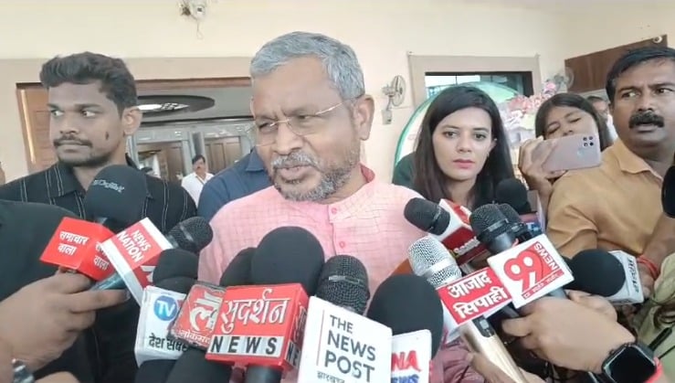 बाबूलाल का तंज- झारखंड के एक हिस्से को बताया मिनी पाकिस्तान!