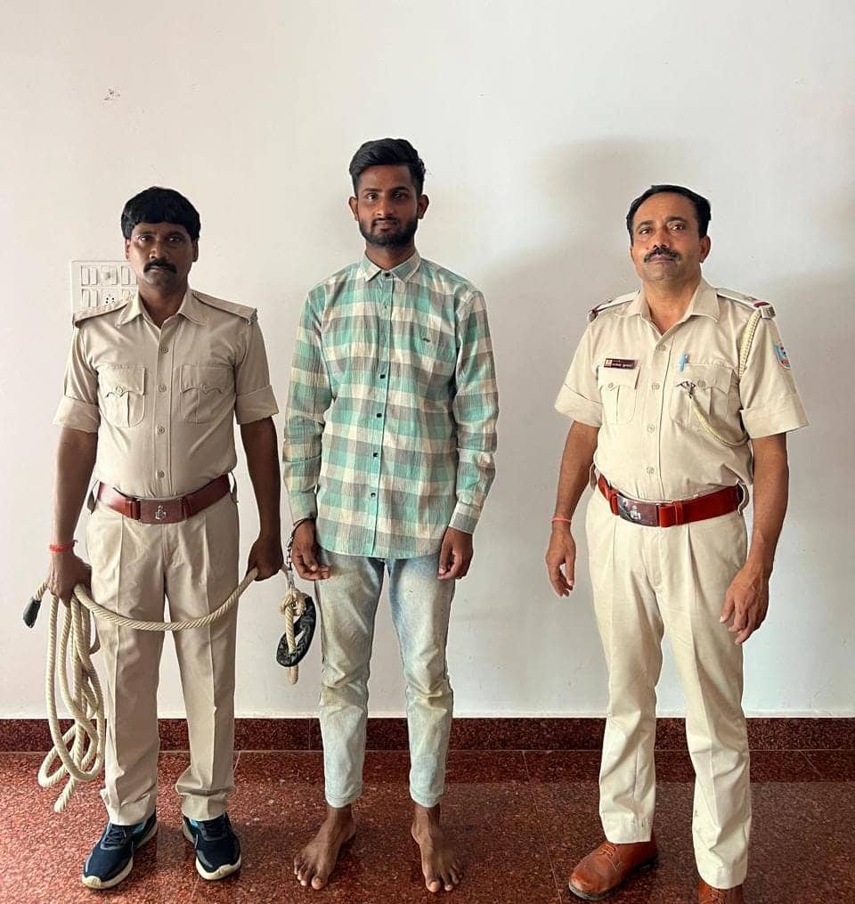 साहिबगंज पुलिस ने मोबाइल चोर गिरोह का किया भंडाफोड़, कीमती मोबाइल के साथ एक आरोपी गिरफ्तार