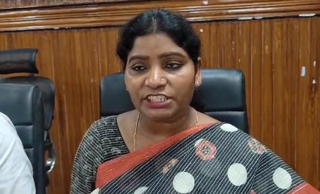 संथाल परगना में गहराया बंग्लादेशी घुसपैठ का मामला, 12 अगस्त को राष्ट्रीय अनुसूचित जनजाति आयोग की टीम पाकुड़ में करेगी जांच, पढ़ें डॉ आशा लकड़ा ने क्या कहा