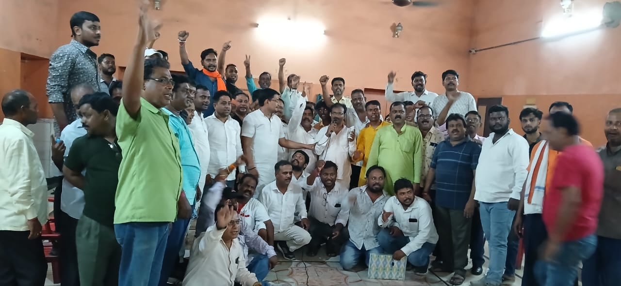 धनबाद भाजपा : महानगर अध्यक्ष हटाओ, पार्टी बचाओ के क्यों लगने लगे नारे !