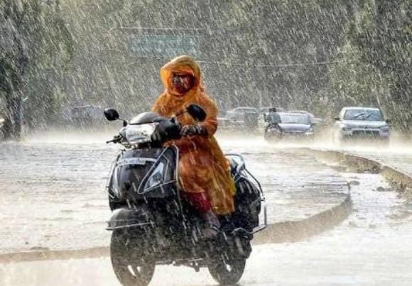 Weather Forecast: जानिए अगले 5 दिनों तक कैसा रहेगा झारखंड का मौसम, इन जिलों के लोगों को किया गया है अलर्ट