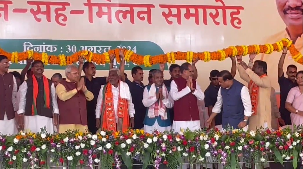 शिवराज ने मंच से भरी हुंकार: चंपाई के स्वागत में कहा टाइगर ज़िंदा है, यह बर्बाद कर देगा