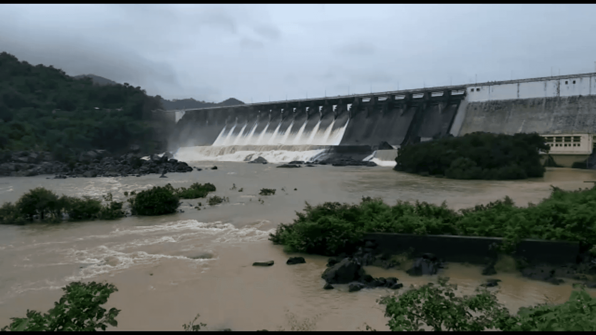 पूर्वी भारत के टॉप टूरिस्ट डेस्टीनेशन में शुमार मसानजोर डैम की स्थिति बदहाल कौन हैं इसके जिम्मेदार !