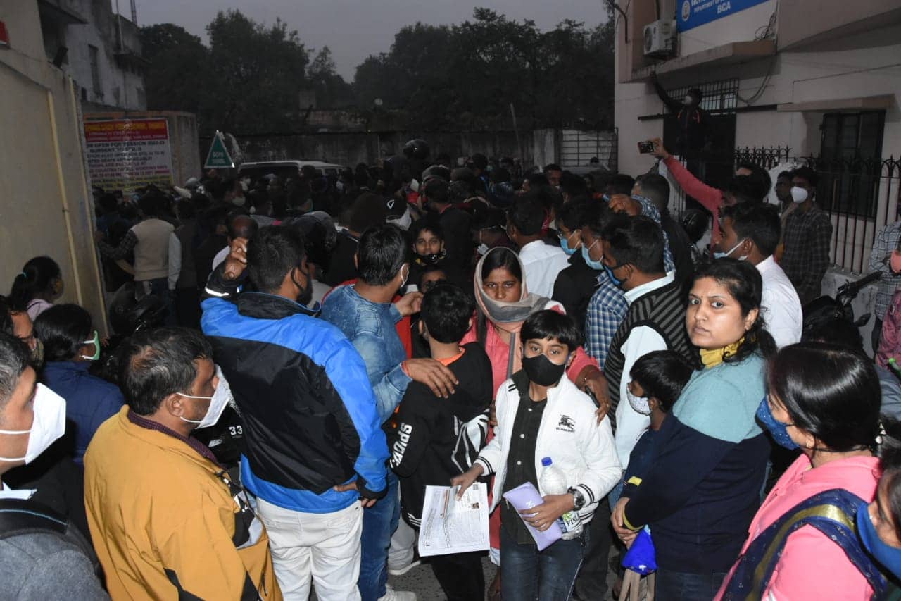 कोरोना अलर्ट : सैनिक स्कूल प्रवेश परीक्षा देने धनबाद आये 21 बच्चे संक्रमित मिले, आप भी बच्चों को लेकर हो जाए सावधान