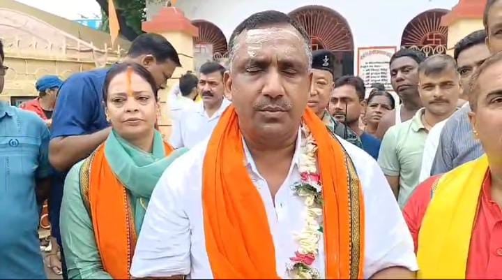 आखिर कौन बन्ना गुप्ता को कर रहा बदनाम! सोशल मीडिया पर घूम रही खबरों में कितनी सच्चाई