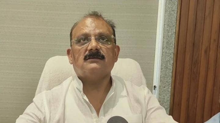 Jharkhand Election:चुनाव का बज चुका है बिगुल पर एनडीए और महागठबंधन में नहीं हो पाई सीट शेयरिंग, पढ़ें मिथिलेश ठाकुर ने इस पर क्या कहा