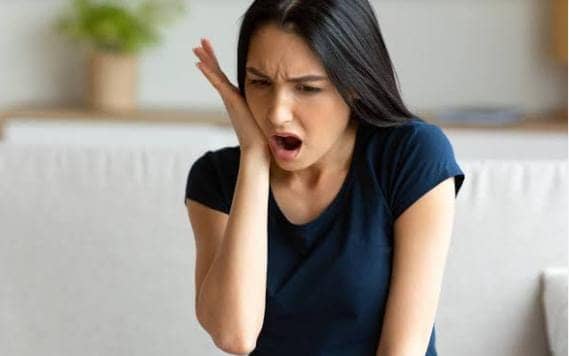 Dental Care Tips: दांतों में अच्छी तरह नहीं करते हैं ब्रश तो हो जाए सावधान, बढ़ सकती है दिल से जुड़ी समस्या