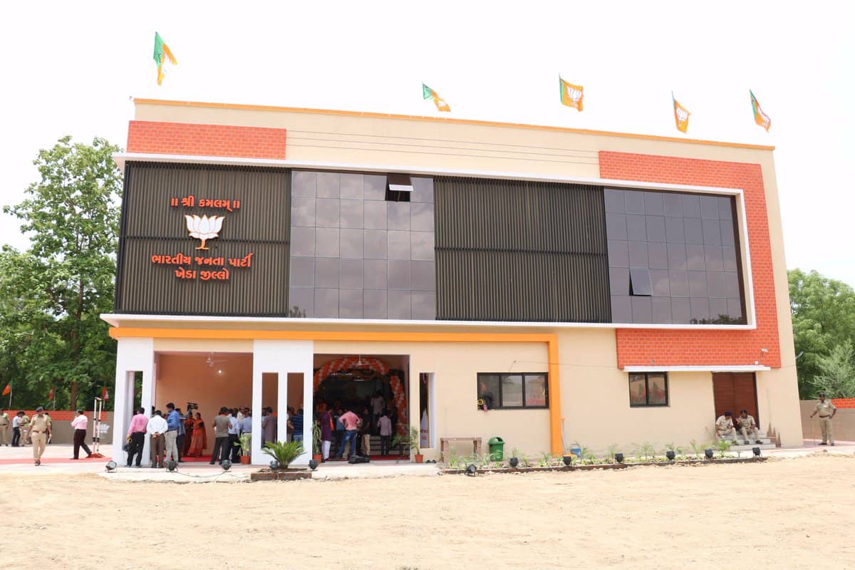 बीजेपी ऑफिस में कोरोना विस्फोट , सुरक्षाकर्मी और स्टाफ सहित 42 संक्रमित