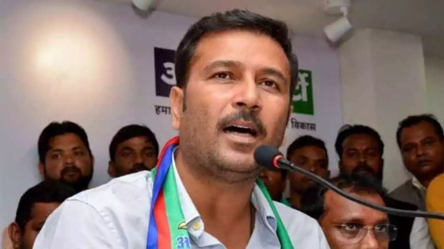 आजसू ने जारी किया मेनिफ़स्टो, नारी सम्मान योजना के तहत महिलाओं को 2500 रुपए देने का वादा