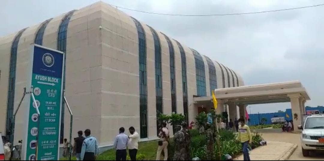 एम्स (AIIMS) देवघर में कोरोना उपचार के लिए टेलीमेडिसिन हेल्पलाइन (Helpline) की सेवाएं शुरु, घर बैठे संक्रमण से संबंधित परामर्श ले सकेंगे लोग