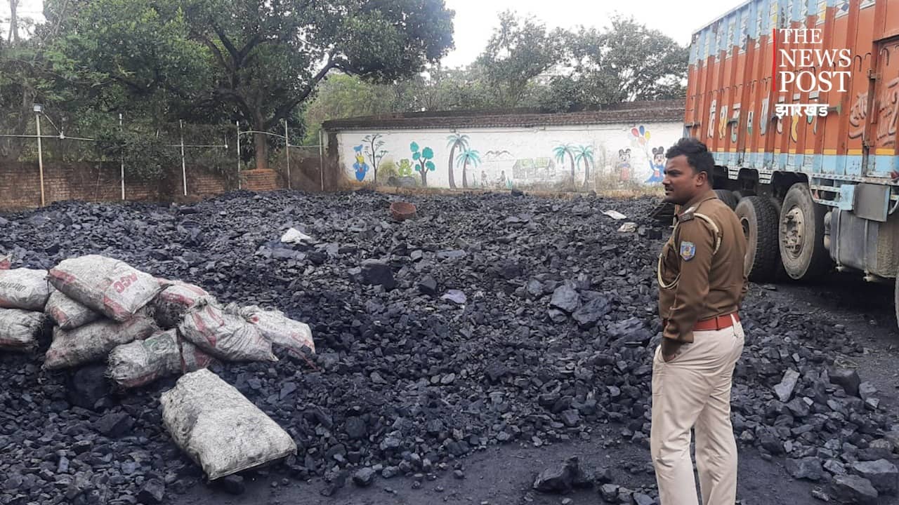 अवैध कोयला डिपो संचालकों पर नकेल कसे थानेदार , डीएसपी ने दिया आदेश