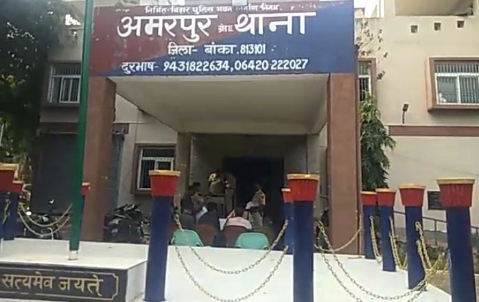 बैंक के कर्ज से परेशान एक ही परिवार के पांच लोगों ने खाया जहर, एक की हुई मौत, चार की स्थिति गंभीर