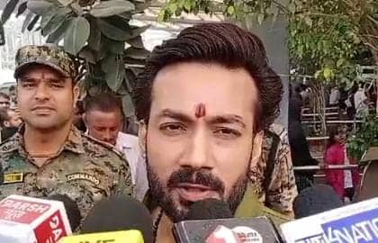 क्या चिराग तोड़ देंगे अपने ही चाचा की पार्टी! लोजपा(आर) के सासंद का बड़ा बयान, हमारे संपर्क में है पशुपति पारस के कई सासंद