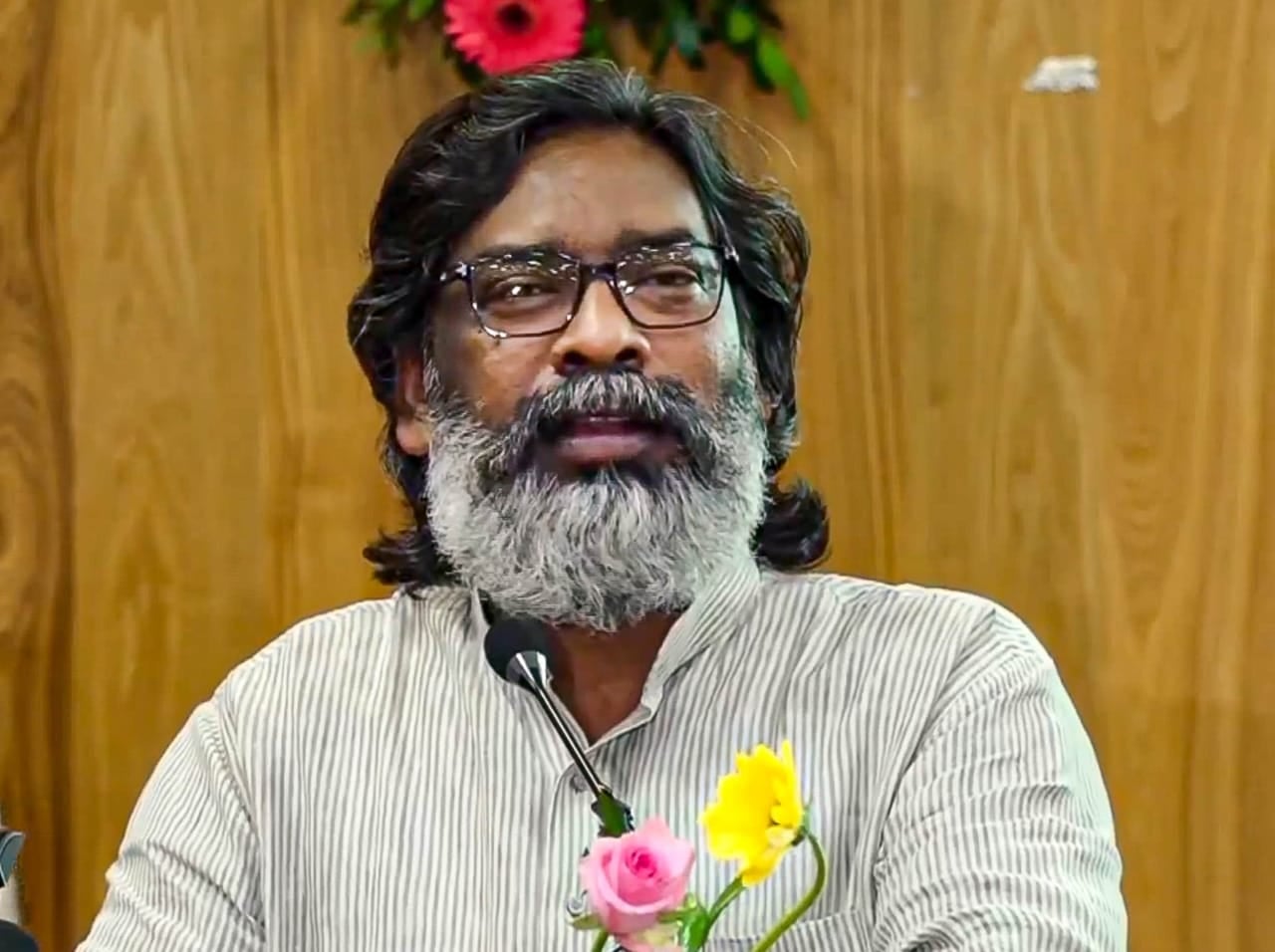 कैबिनेट की पहली बैठक में कुछ इस तरह झारखंड की जनता के लिए निर्णय ले सकते हैं हेमंत सोरेन? पढ़िए विस्तार से