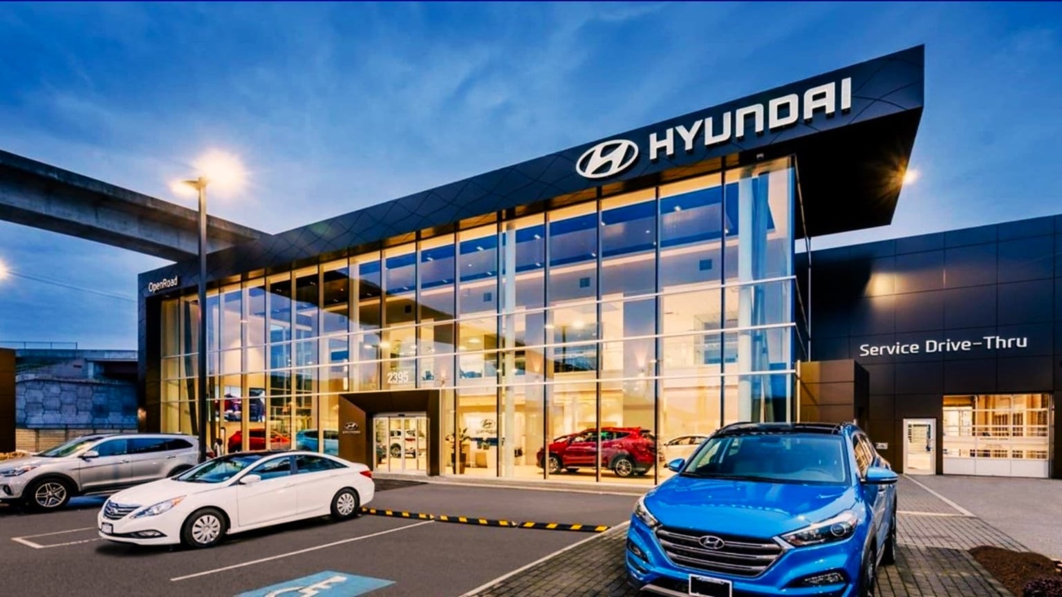 Hyundai ने ग्राहकों को दिया झटका! नए साल में अब कार खरीदना पड़ेगा महंगा, कंपनी ने सभी मॉडल्स पर बढ़ा दिए इतने दाम