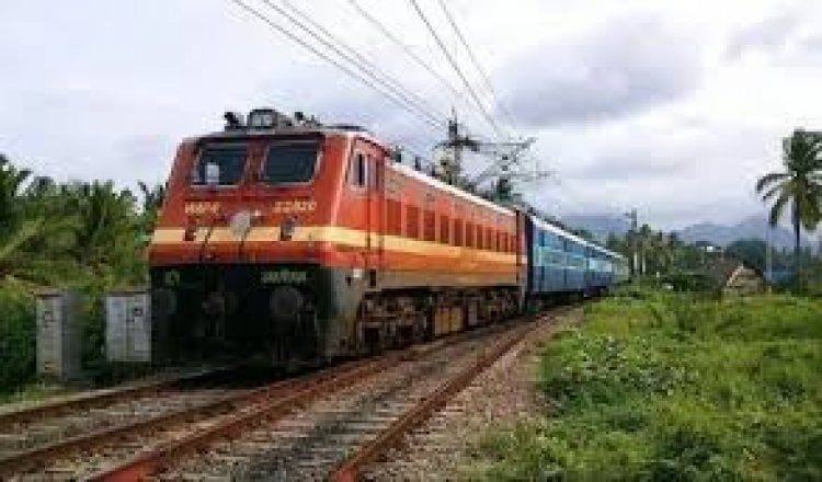 रेल यात्रियों के लिए जरूरी सूचना, 15 से 19 दिसंबर तक कई ट्रेनें रहेगी रद्द, कुछ के बदले गए रूट, देखिए लिस्ट