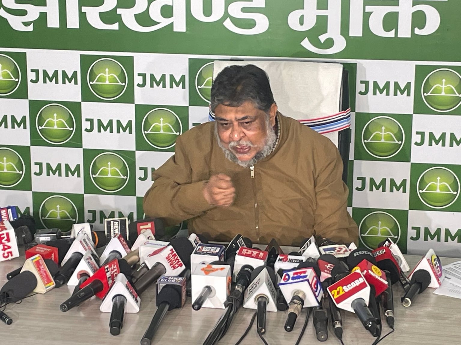15 दिनों में केंद्र ने बकाया नहीं लौटाया तो झारखंड से एक तगाड़ी भी कोयला नहीं निकलने देंगे: JMM