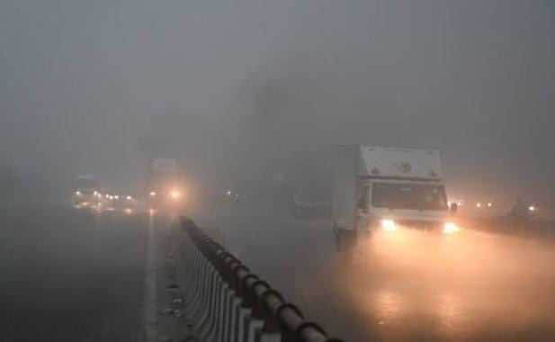 Weather Forecast: ठंड से थिठुरते झारखड में बारिश की चेतावनी, बढ़ेगी कनकनी हो जाए सावधान