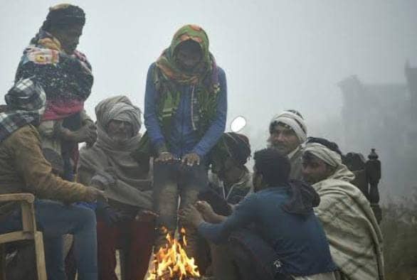 Weather News: झारखंड के तापमान में 2 से 4 डिग्री की बढ़ोतरी, जानिए बारिश को लेकर क्या है अपडेट