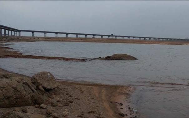 प्रकृति प्रेमियों के लिए दुमका का ये पिकनिक स्पॉट बना पहली पसंद, लोग झारखंड में ही उठा रहे हैं गोवा का मजा, पढ़ें क्या है खास