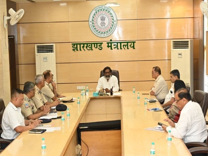 Breaking : हेमंत सोरेन की अध्यक्षता में कैबिनेट की बैठक खत्म, इन 9 प्रस्तावों पर लगी मुहर