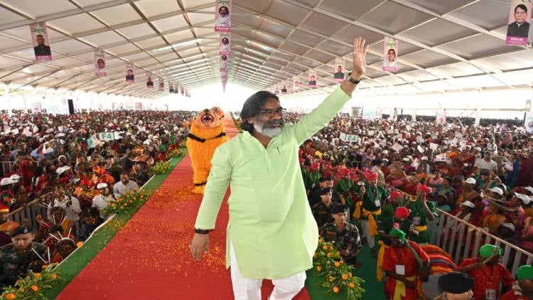 मंईयां योजना को लेकर क्यों मचा है बवाल!एक तरफ पहुंच रही राशि तो दूसरी तरफ लाभुकों में हड़कंप