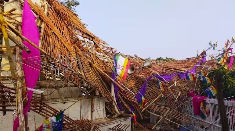 Breaking : भगवान आदिनाथ के निर्वाण महोत्सव में सीढ़ी टूटने से 6 लोगों की मौत, 80 से ज्यादा श्रद्धालु घायल