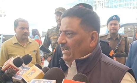 दिल्ली तो झांकी है, बिहार अभी बाकी है...पीएम के बयान पर गरमाई बिहार की राजनीति, तेजस्वी ने कसा तंज, तो संजय झा ने कह दी ये बात