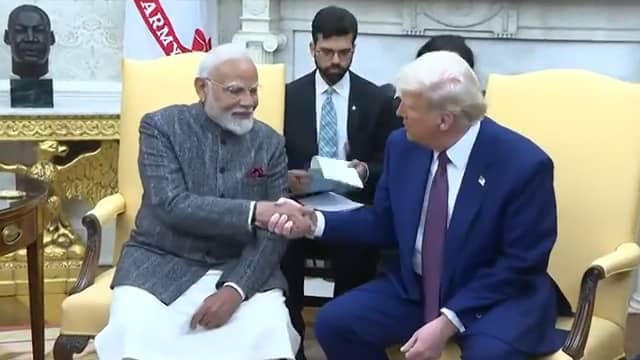 PM मोदी और डोनाल्ड ट्रंप की मुलाकात में क्या बात हुई, जरूर जानिए