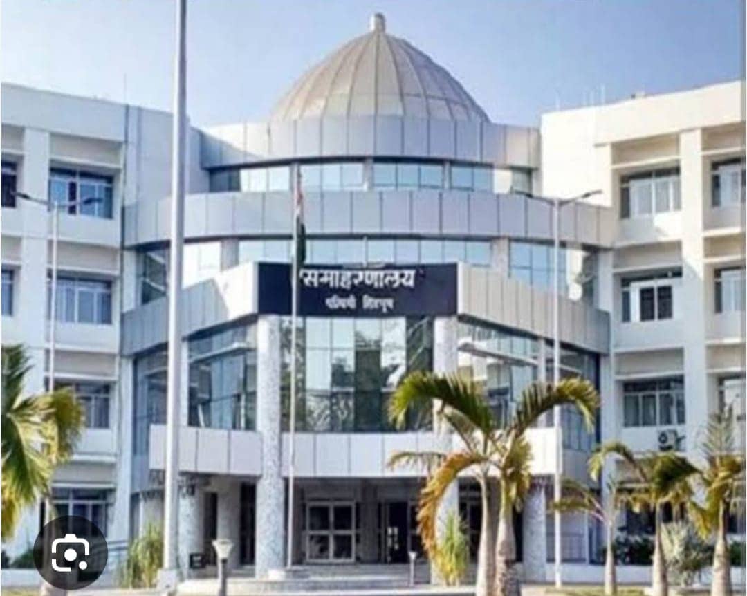 पश्चिमी सिंहभूम जिले में DMFT फंड बढ़ा रही बैंकों की शोभा, इधर राशि नहीं होने पर अधर में लटकी ग्रामीण कार्य विभाग की योजना