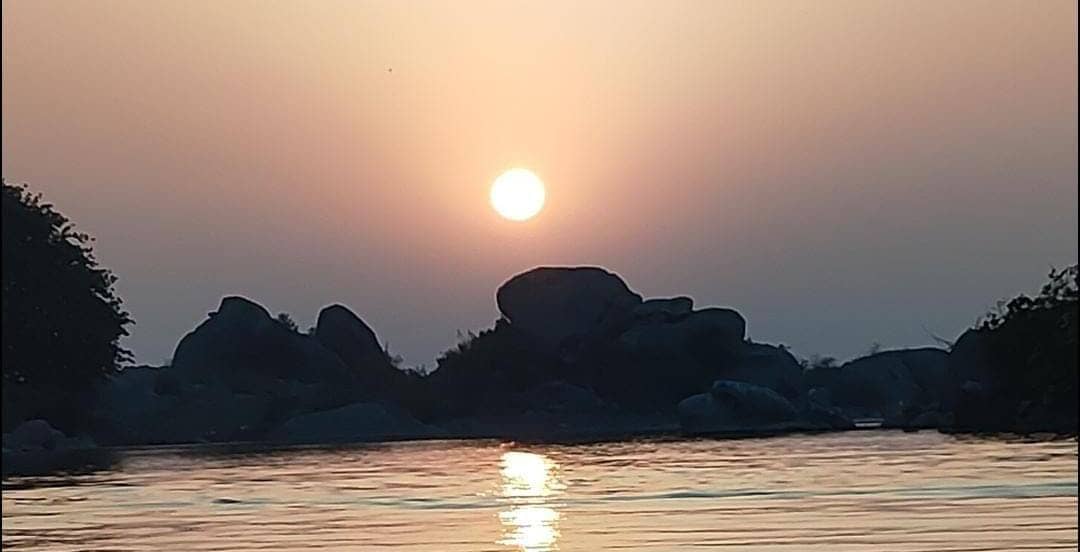 झारखंड की खूबसूरती पर लग रहा है दाग! पुलिस की लापरवाही से शराबियों का अड्डा बना गोड्डा का सुंदर डैम