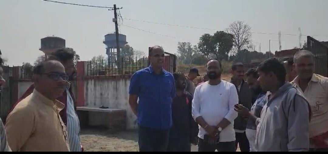 गिरिडीह: बगोदर में भीषण सड़क हादसा, दो मौत, एक गंभीर, पूर्व विधायक ने युवाओं से हेलमेट पहनकर बाइक चलाने की अपील की