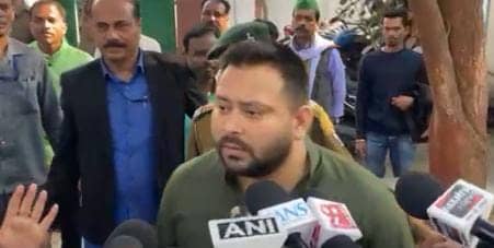 Bihar Politics:समय से पहले विधानसभा चुनाव कराने के मामले पर तेजस्वी यादव का पलटवार, कहा चुनाव आयोग की विश्वसनीयता पर अब उठ रहे सवाल