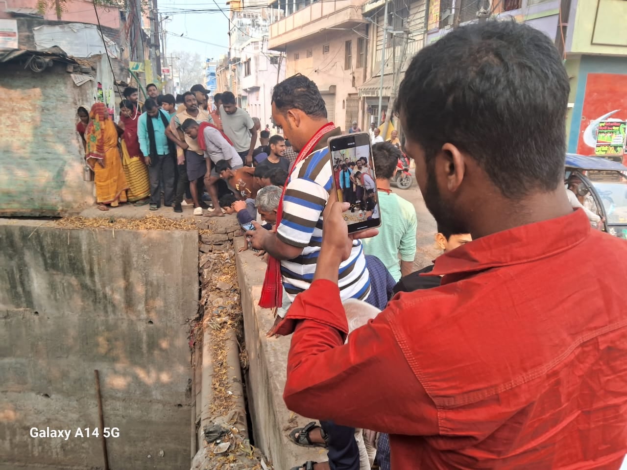 साहिबगंज: गोपालपुल के नीचे बड़े नाला से मिला युवक का शव, फैली सनसनी,जांच में जुटी पुलिस