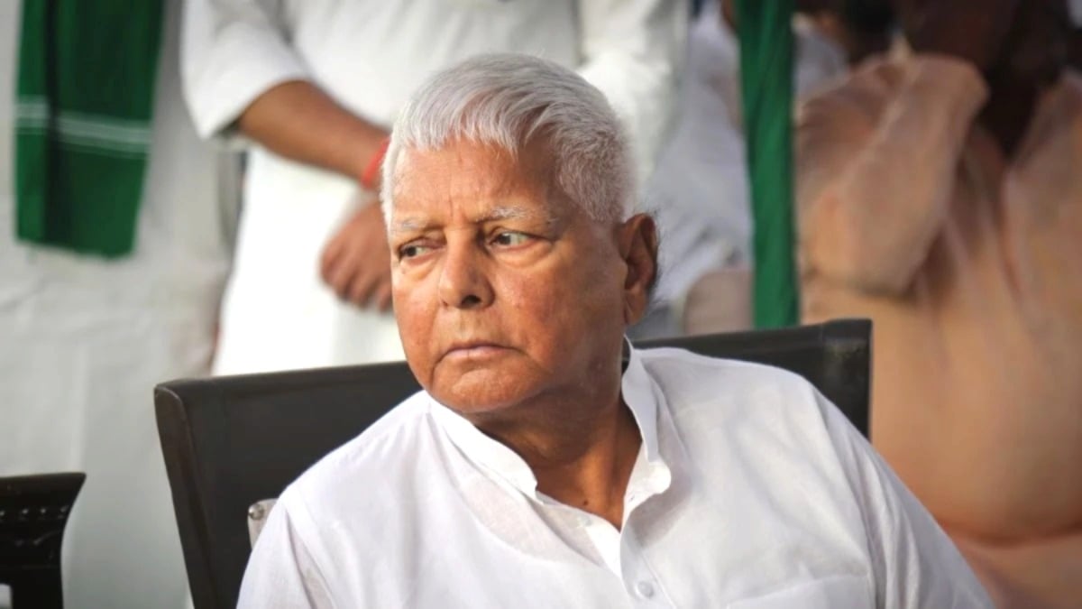 राजद सुप्रीमो लालू प्रसाद यादव की बिगड़ी तबीयत, डॉक्टरों ने किया दिल्ली रेफर