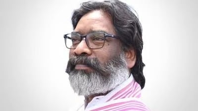 झारखंड में क्यों नहीं हैं थ्री स्टार होटल, मुख्यमंत्री हेमंत सोरेन क्यों जा रहे विदेश, पढ़िए इस रिपोर्ट में !