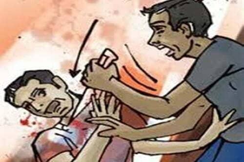 Breaking: लातेहार के बरवाडीह में ग्राम प्रधान की गला रेतकर हत्या, गांव में तनाव का माहौल