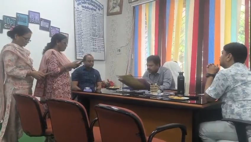 दुमका: सरकारी योजना में सेंधमारी कर सरकार को चूना लगाने की फिराक में था साइबर फ्रॉड, समय रहते मामला उजागर, जांच शुरू