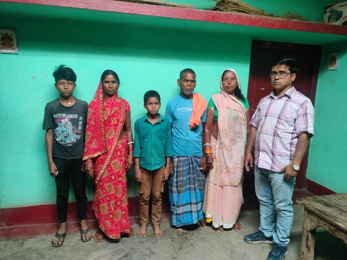 Big News : झारखंड के पांच मज़दूरों का नाइजेरिया में अपहरण,परिवार का हुआ बुरा हाल
