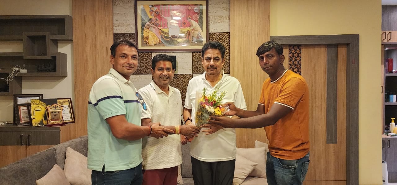 देवघर के सुनील खवाड़े बने झारखंड लॉन बॉल संघ के उपाध्यक्ष, अब देवघर टीम भी लेगी बोलिंग प्रीमियर लीग में भाग
