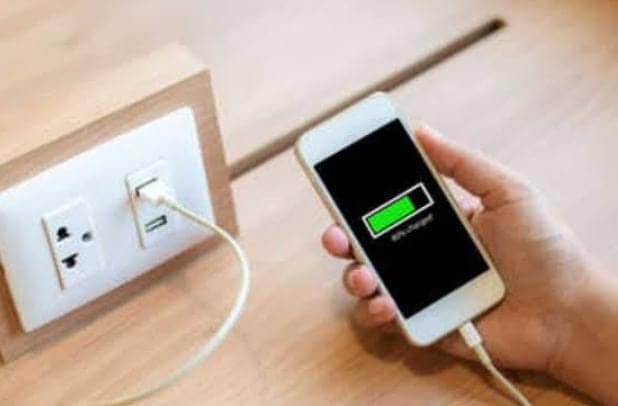 Alert: फोन को फूल चार्ज करते है आप, तो जान लें ये जरुरी बात, वरना पछतायेंगे