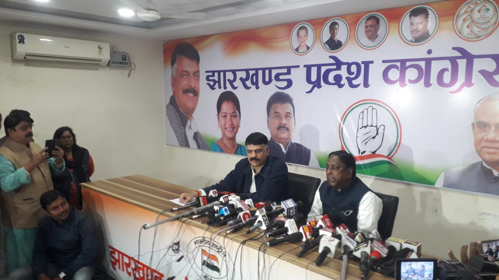 कांग्रेस कार्यालय में हर शनिवार को लगेगा मंत्री का जनता दरबार, पंचायत चुनाव के लिए तैयार है सरकार