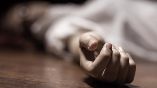 बीबी-बच्चों के रहते दूसरी महिला से किया था प्यार और अब कैसे पहुंच गया है जेल, पढ़िए विस्तार से