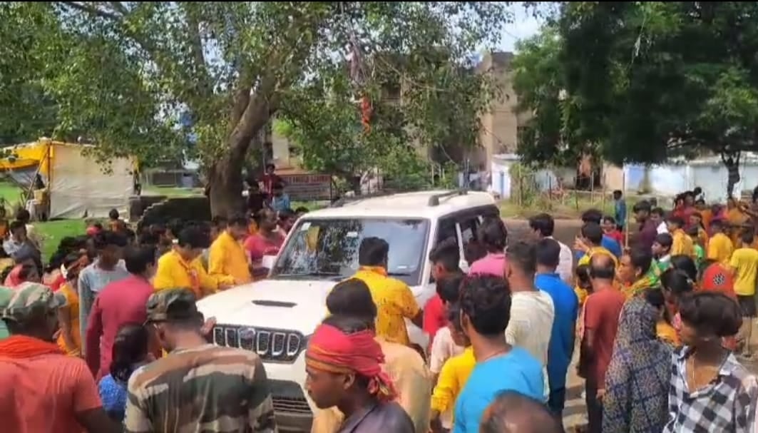 Followup Story : महिलाओं के झुंड में शामिल होकर बिहार का "चोरिन गिरोह" कैसे उड़ाता है गहना, पढ़िए विस्तार से !