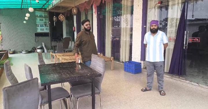 होटल संचालक ने सिगरेट देने से किया मना तो बदमाशों ने कर दी धड़ाधड़ फायरिंग,पढें कहां का है मामला