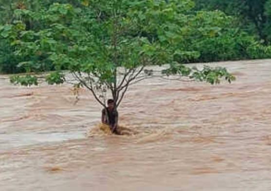 Weather Alert: झारखंड के लिए अगले 24 घंटे हैं भारी, इन 12 जिलों में बाढ़ की चेतावनी, रहें अलर्ट