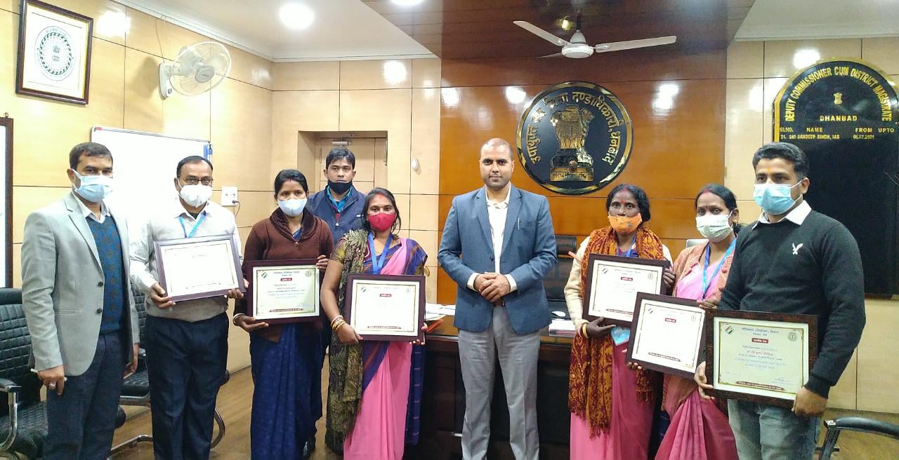 झरिया का जेंडर रेशियो बढ़ा ,उत्कृष्ट कार्य करने वाले सम्मानित